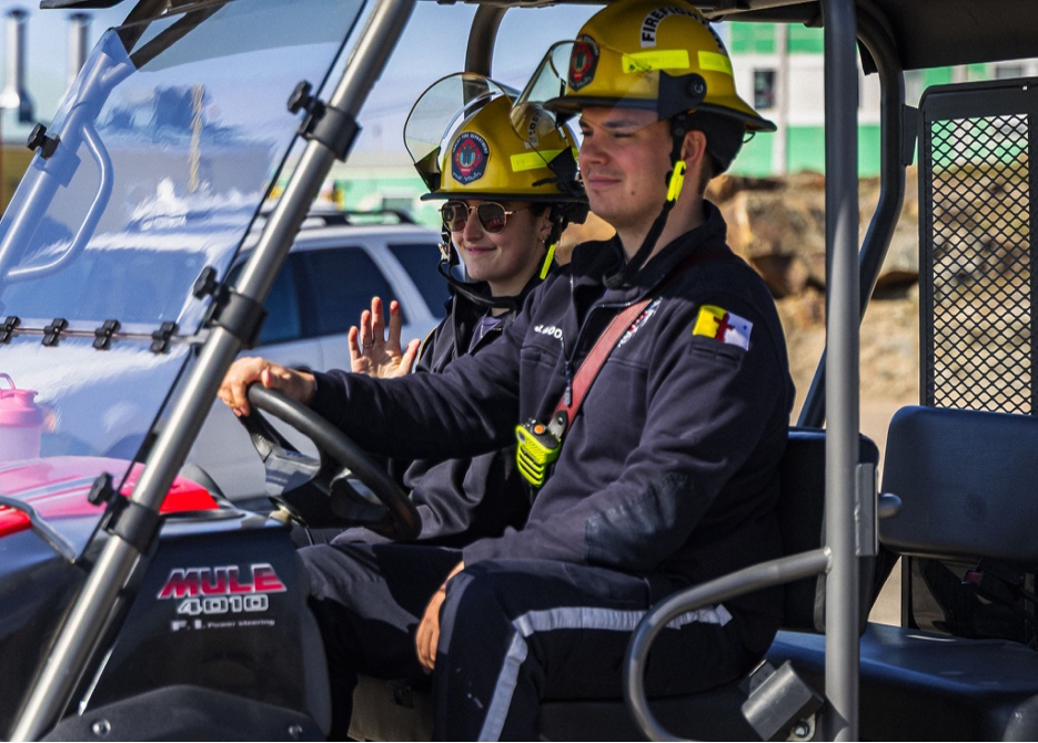 ᐃᖃᓗᐃᑦ ᐆᒻᒪᖅᐳᖅ ᐃᓅᓯᕐᒨᖓᓪᓚᕆᑦᑐᓄᑦ ᓇᓪᓕᓐᓂᖓ ᐊᑕᐅᓯᐅᖃᒌᓪᓗ ᐅᓪᓚᓐᓂᖅ